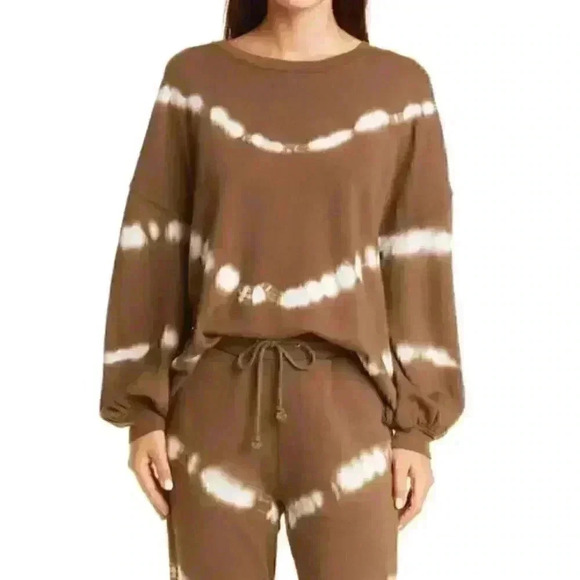 NWT Rails Reeves Tie Dye Sweatshirt In Ivory Chevron Stripe - Picture 8 of 8